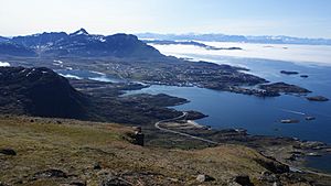 Archivo:Sisimiut-nasaasaaq-from-palasip-qaqqaa