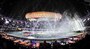 Archivo:The artistes performing, at the closing ceremony of XIX Commonwealth Games-2010 Delhi, at Jawaharlal Nehru Stadium, in New Delhi on October 14, 2010
