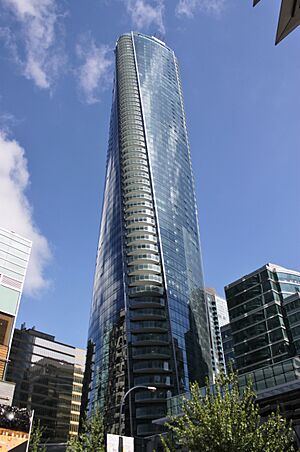 Archivo:Trump Tower Vancouver, August 2016