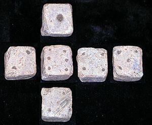 Archivo:9BFE00 -roman lead die (FindID 103936)