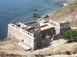 Archivo:Antigua cárcel de mujeres de Ceuta
