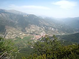 Vista de la localidad desde la Roca Tirabal