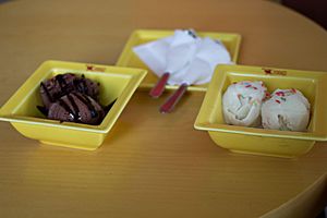 Archivo:Camel milk ice cream (11389674605)