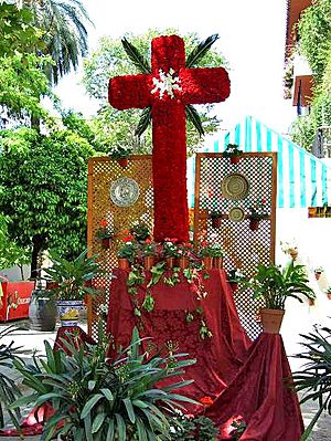 Archivo:Cruz de la Plaza del Cardenal Toledo (Córdoba, España)