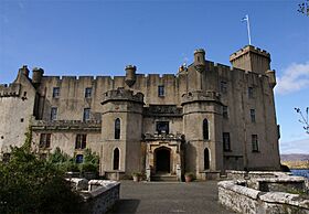 Dunvegan Castle - entrance.jpg