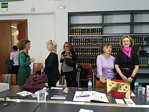 Archivo:Editatón Mujeres y arqueología 2017 Biblioteca HUmanidades 14