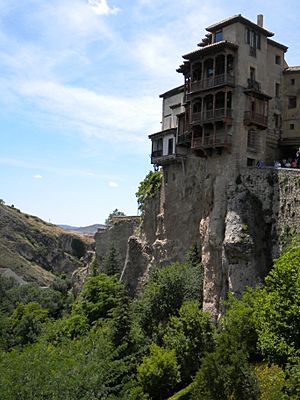 Archivo:Hanging houses in Cuenca Spain