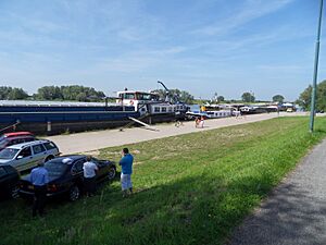 Archivo:HavenvanRhenen2010-1