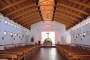 Archivo:Iglesia San Pedro en comuna San Pedro de Melipilla 01