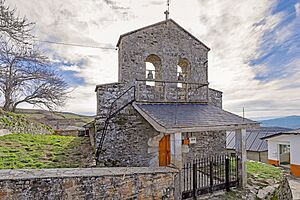 Archivo:Iglesia parroquial de San Lorenzo en Canteixeira
