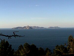 Archivo:Islas Cíes vistas desde Monte Ferro