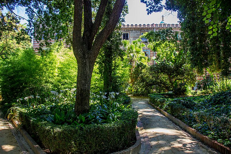 Jardines, Palacio de Orleans-Borbón