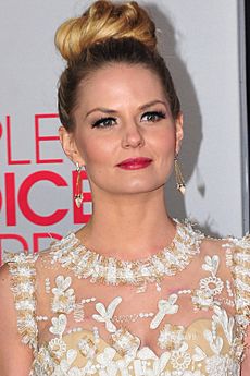 Archivo:Jennifer Morrison at the 38th People's Choice Award (cropped)