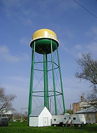 Archivo:New buras watertower