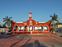 Palacio municipal de Temozón.jpg