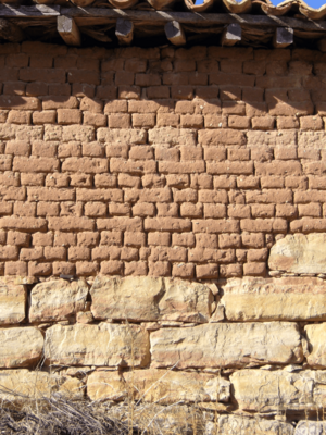 Archivo:Pared adobes