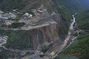 Archivo:Proceso de construcción del Proyecto Hidroeléctrico Ituango 