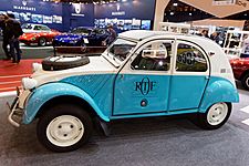 Rétromobile 2016 - Citroën 2CV 4X4 Sahara - 1961 - 001.jpg