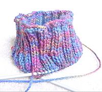 Archivo:Ribbed knitting multicolour