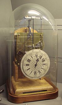 Archivo:Rivaz marine clock circa 1750
