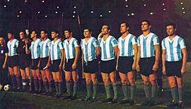 Archivo:Seleccion argentina 1964