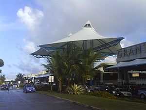 Archivo:Sir Grantley Adams Int Airport, Barbados-01