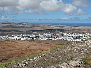 Archivo:Teguise, Las Palmas, Spain - panoramio - georama (1)