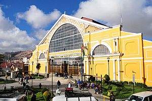 Archivo:Terminal de Buses de La Paz