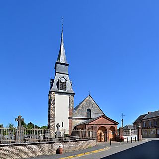Église Saint-Pierre de Livarot-Pays-d'Auge (Meulles) (4).jpg