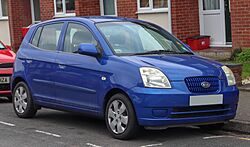 2004 Kia Picanto LX 1.1 Front.jpg