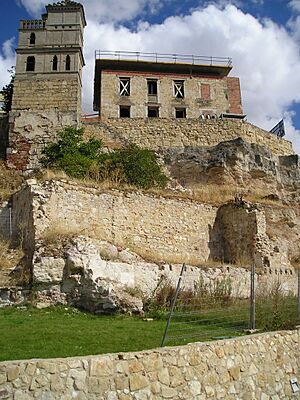 Archivo:Alcázar de Salamanca P9140007
