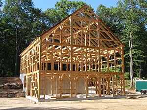 Archivo:Beautiful Post and Beam Horse Barn