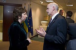 Archivo:Catherine Ashton - George Papandreou (2009-11-19)