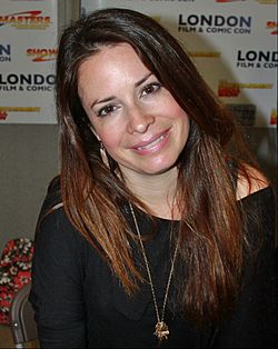 Archivo:Holly Marie Combs, July 2012