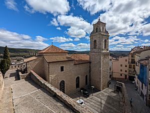Archivo:Iglesia de Sant Miquel, Morella