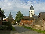 Ostönnen, toren van de Sankt Andreas Kirche Dm365 in straatzicht foto4 2015-09-12 09.50