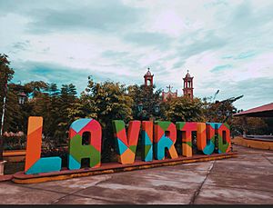 Archivo:Rótulo La Virtud Lempira Agosto 2019
