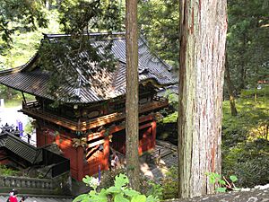 Archivo:Taiyū-in Mausoleum Niōmon