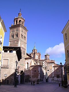 Archivo:Teruel - Fachada de la catedral