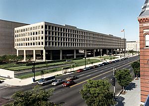 Archivo:US Dept of Energy Forrestal Building