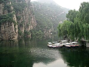 Archivo:青龙峡 - 游船 - panoramio