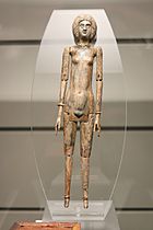 Archivo:Articulated Roman ivory doll, Museo Nazionale Romano, Palazzo Massimo alle Terme, Rome (10171693465)
