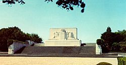 Bellicourt American Monument.jpg