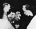 Bundesarchiv Bild 183-R99035, Adolf Hitler und Leni Riefenstahl crop