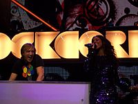 Archivo:David Guetta and Kelly Rowland Live - Orange Rockcorps London 2009