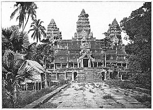 Archivo:De drie torens van den tempel van Angkor-Wat