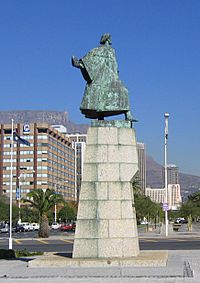 Archivo:Dias statue (cropped), Cape Town