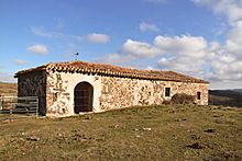 Archivo:Ermita de la Virgen del Cerro-Muro de Cameros-18038