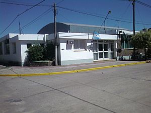 Archivo:Escuela secundaria en Moquehuá