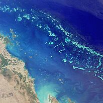 Archivo:GreatBarrierReef-EO
